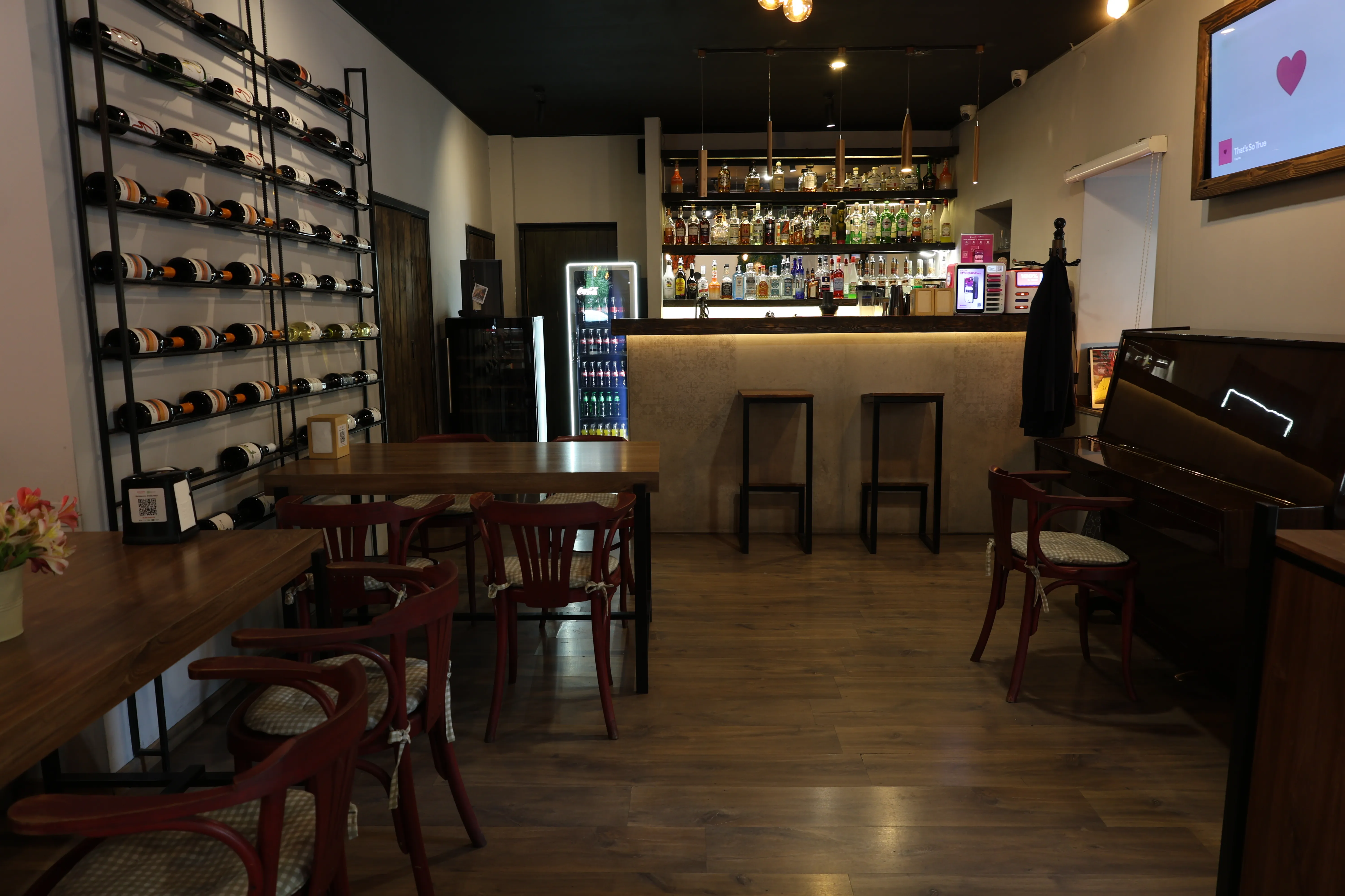 Andrew Kitchen & Bar — bar counter and intimate private dining corner in Yerevan restaurant